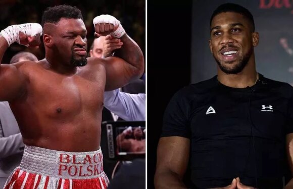 Anthony Joshua refuses to rise to ‘p*ssy’ taunts from ‘clown’ Jarrell Miller