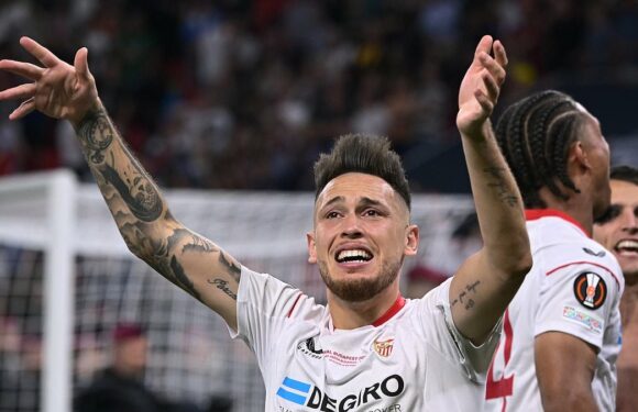 Fulham agree a deal to sign Lucas Ocampos from Sevilla