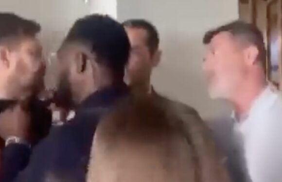 Fan headbutts Roy Keane at Arsenal vs United & gets restrained by Micah Richards