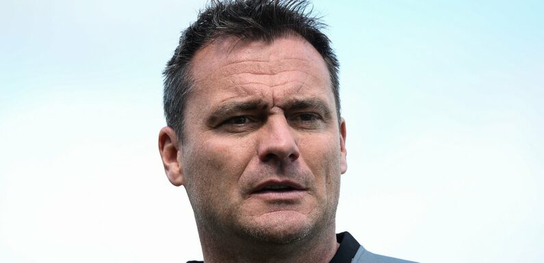 Former Newcastle goalkeeper Steve Harper suffers a brain haemorrhage