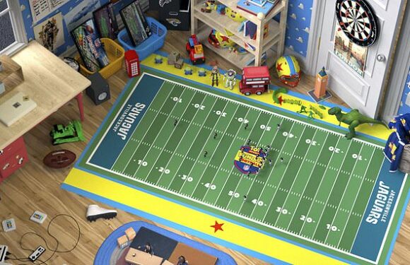 NFL shoots for younger audience with animated 'Toy Story' simulcast