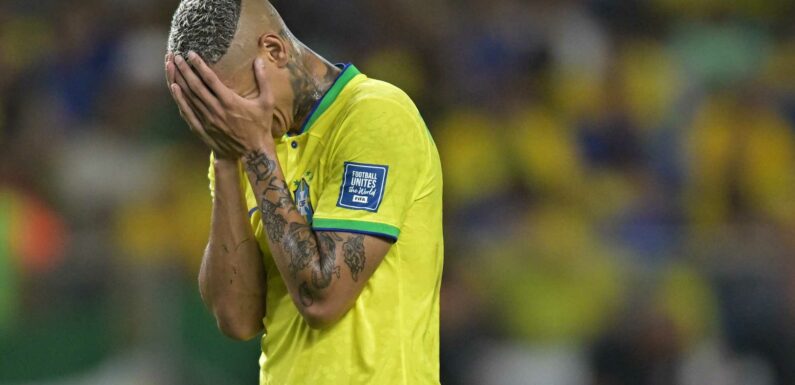 Richarlison to seek psychological help after tears in Brazil