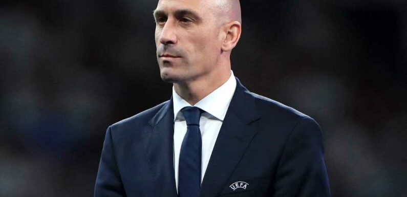 Spain men’s national team condemn Luis Rubiales ‘unacceptable behaviour’