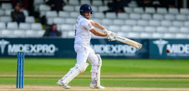 Surrey close on title as rivals Essex beaten by Liam Dawson-inspired Hampshire