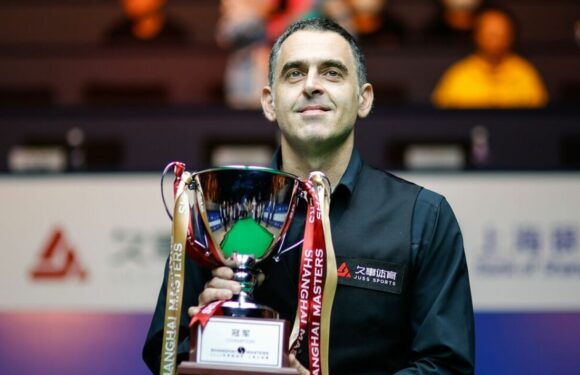English Open latest as Ronnie O’Sullivan jumps on plane in race against time