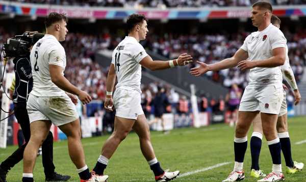 Ex-England coach wants Rugby World Cup star that ‘fought team-mate’ back in XI
