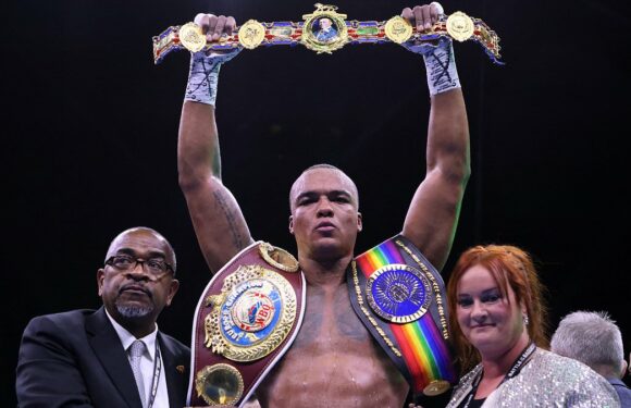 Fabio Wardley knocks out David Adeleye in the seventh-round