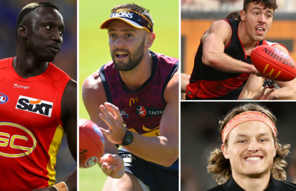 Hawks roll dice on ragtag recruits, welcome old and new faces in hectic trading