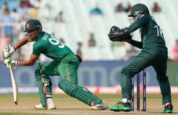 Pakistan v Bangladesh LIVE: Cricket World Cup score and updates as Pakistan look to stay in semi-final hunt