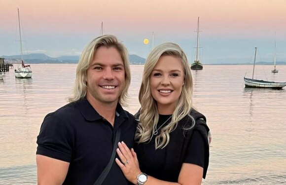 South African rugby ace and hot WAG have matching hairdos and wear same clothes