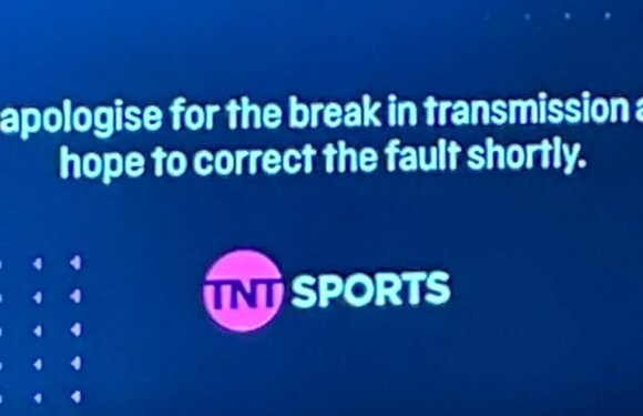 Tyson Fury vs Francis Ngannou PPV feed crashes as fans fume over TV ‘fault’