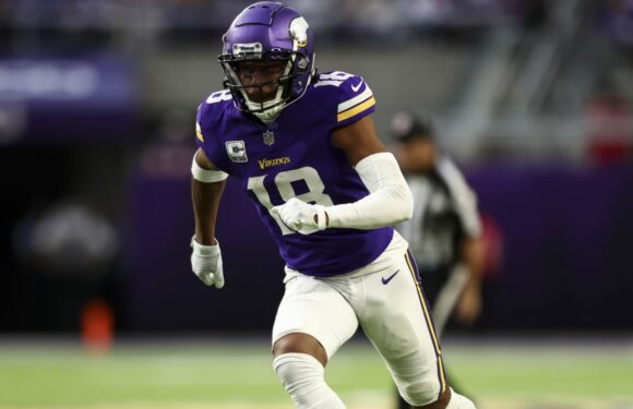 Vikings WR Justin Jefferson to seek multiple opinions on injured hamstring