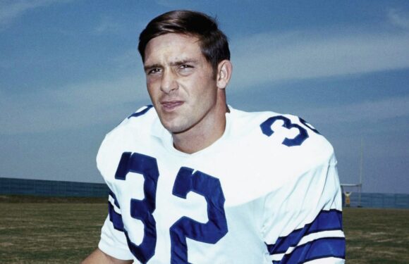 Walt Garrison, Super Bowl champion running back with Cowboys, dies at age 79