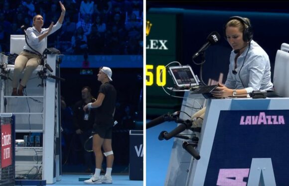 ATP Finals umpire gives crowd ultimatum as Rune booed after unusual review