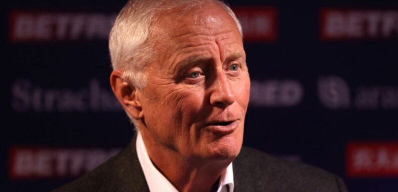 Barry Hearn opposes new snooker minimum wage despite ‘90% of stars being skint’