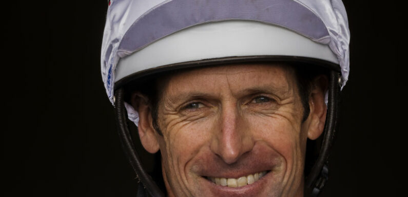 Champion jockey Hugh Bowman involved in horror Hong Kong fall