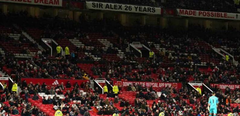 Gary Neville slams Manchester United’s ‘Theatre of Nothing’ with fans left ‘bored’