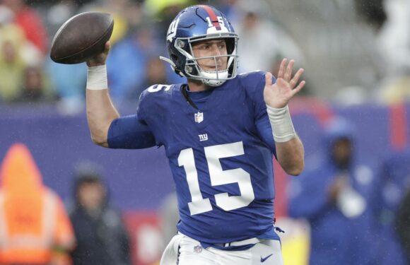 Giants to start rookie QB Tommy DeVito vs. Cowboys; Matt Barkley elevated to backup role