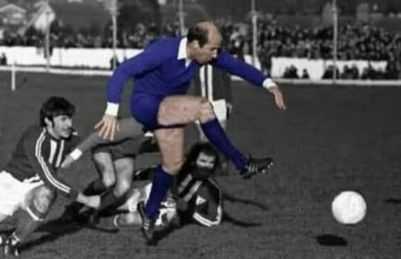How Bobby Charlton ended up playing four games for an Irish club