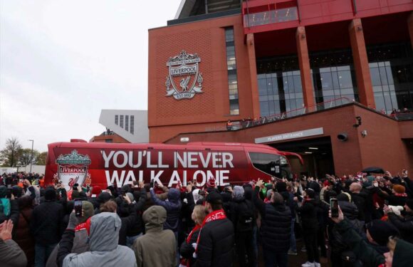 Liverpool vs Brentford LIVE: Premier League team news and line-ups as Mohamed Salah and Cody Gakpo start