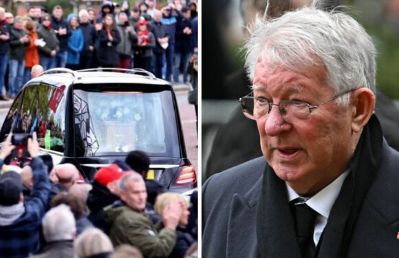 Man Utd icon Sir Alex Ferguson leads fitting tributes to Sir Bobby Charlton