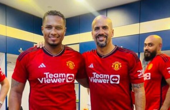 Manchester United legend looks almost unrecognisable