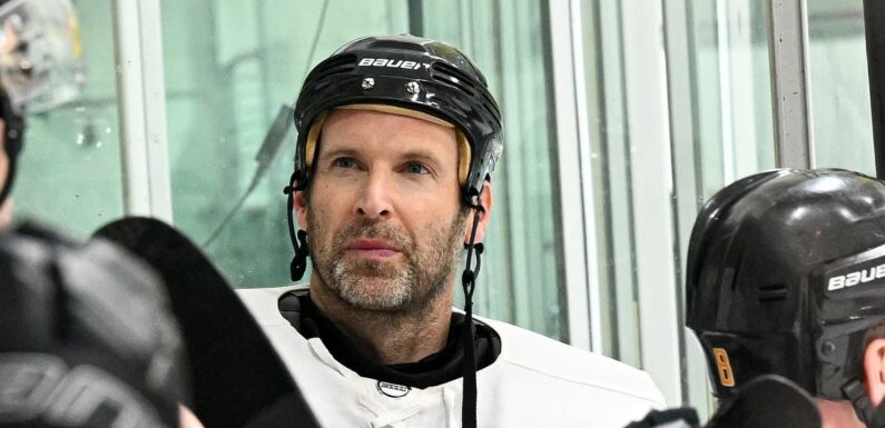 Premier League legend Petr Cech joins ice hockey's Belfast Giants