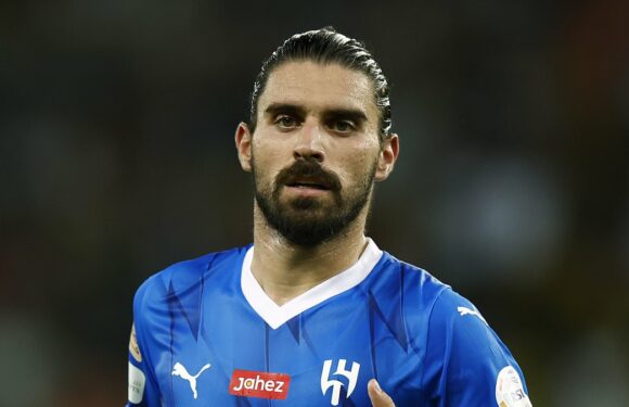 Ruben Neves 'is expected to STAY at Al-Hilal in January'