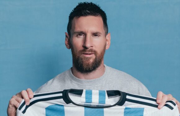 THE GREAT DEBATE: Which piece of memorabilia is top of YOUR wishlist?