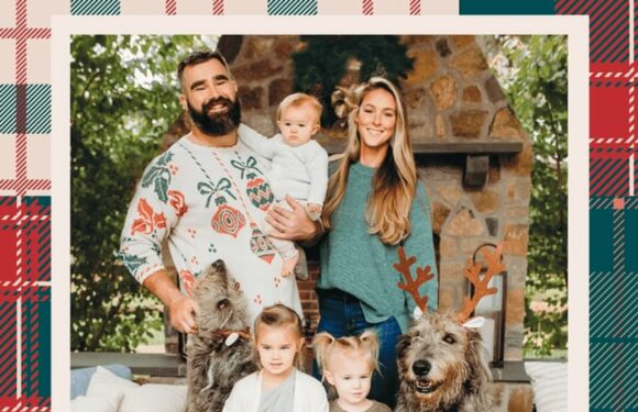 Travis and Jason Kelce's Christmas song reaches No. 1 on iTunes