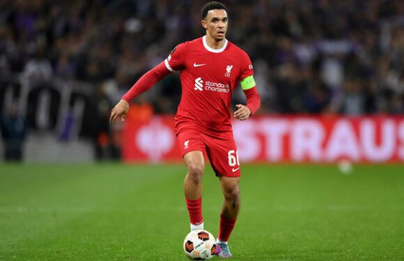 Trent Alexander-Arnold studying Steven Gerrard and Andrea Pirlo to master new midfield role