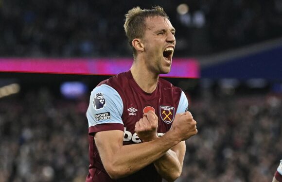West Ham 3-2 Nottingham Forest: Tomas Soucek heads late winner