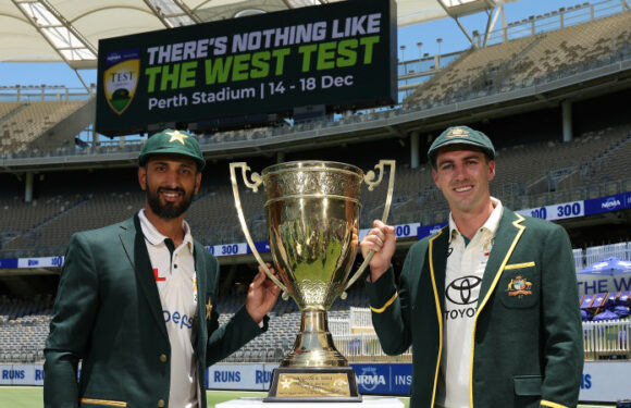 Australia v Pakistan first Test LIVE: Australia host Pakistan after dramatic build-up