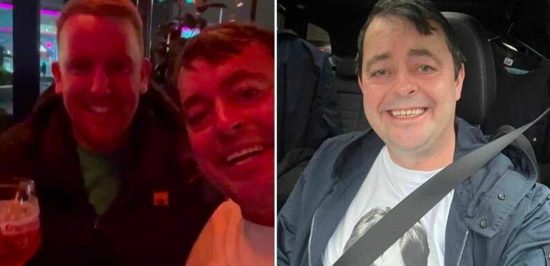 Bootlegger shows new teeth as Wrexham fan goes straight to pub after treatment