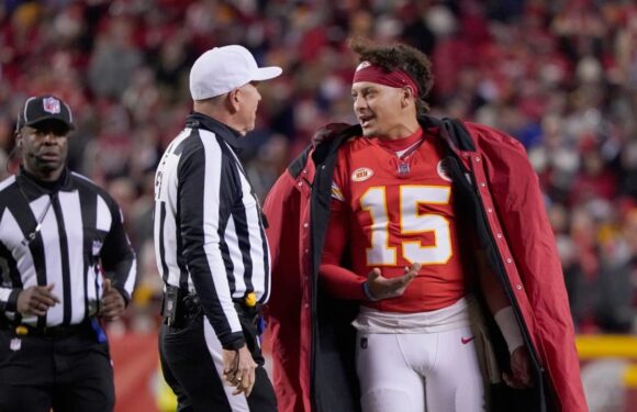 Chiefs QB Patrick Mahomes, HC Andy Reid take issue with offensive offsides call in loss to Bills 