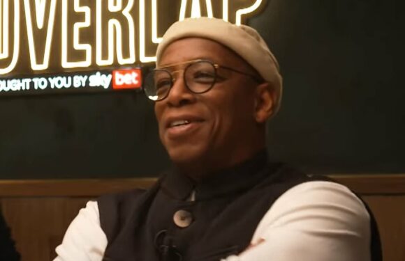 Ian Wright takes cheeky swipe at Man United fans after defeat