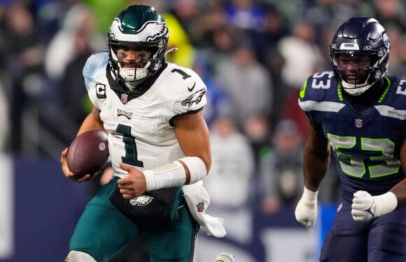 Jalen Hurts calls out Eagles for not being 'committed enough' after loss to Seahawks