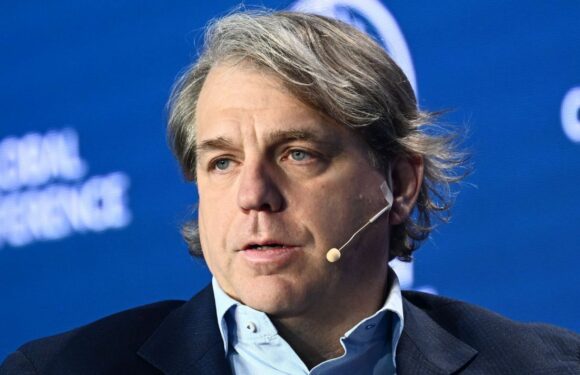 Todd Boehly ‘stepping away’ from Chelsea after telling sign in Man Utd defeat