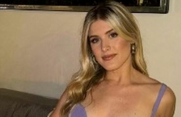 ‘World’s sexiest tennis player’ wows in purple as fans call her ‘sexy beast’